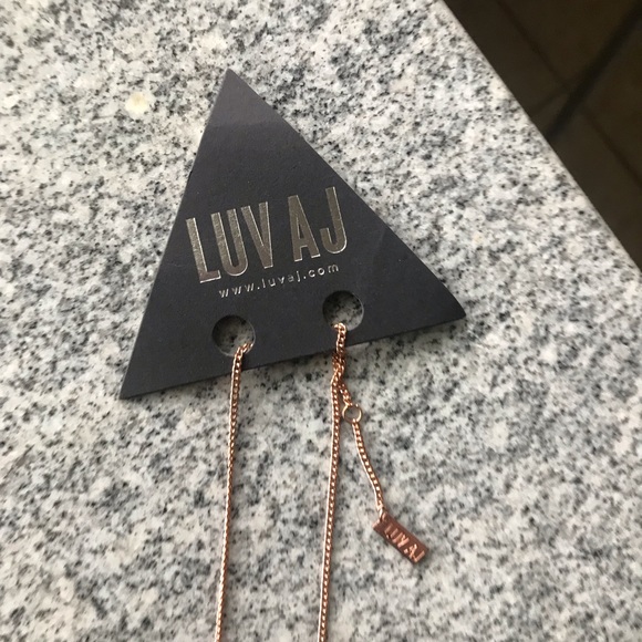 Long necklace - Picture 3 of 4